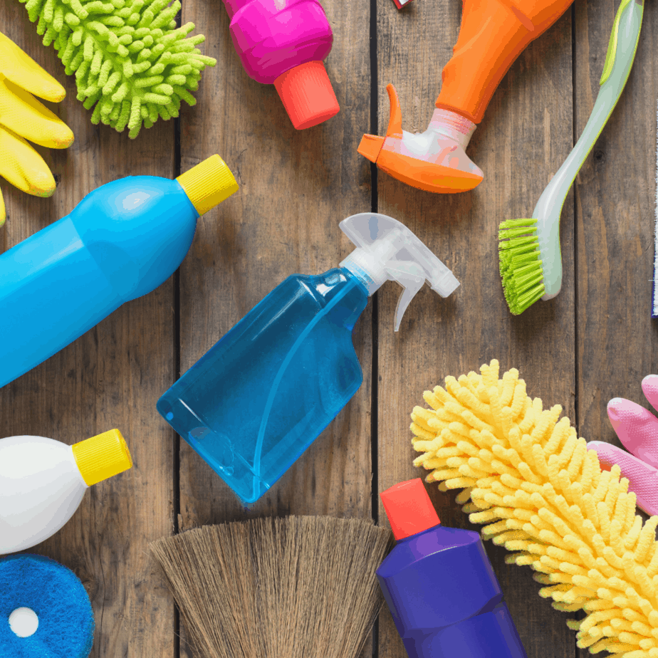Cleaning products that will be replaced with clean living alternatives