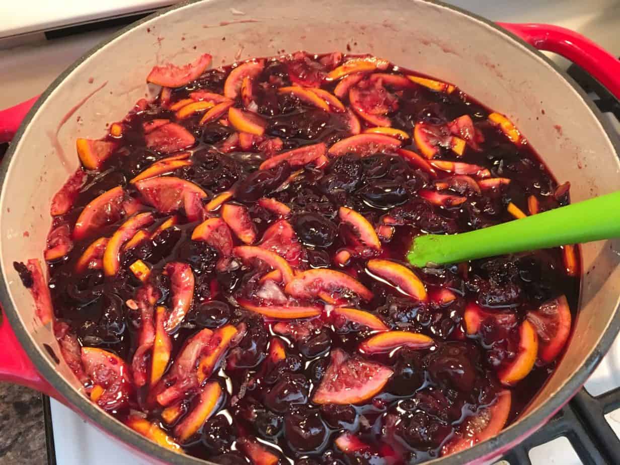 Preserving jam with pectin