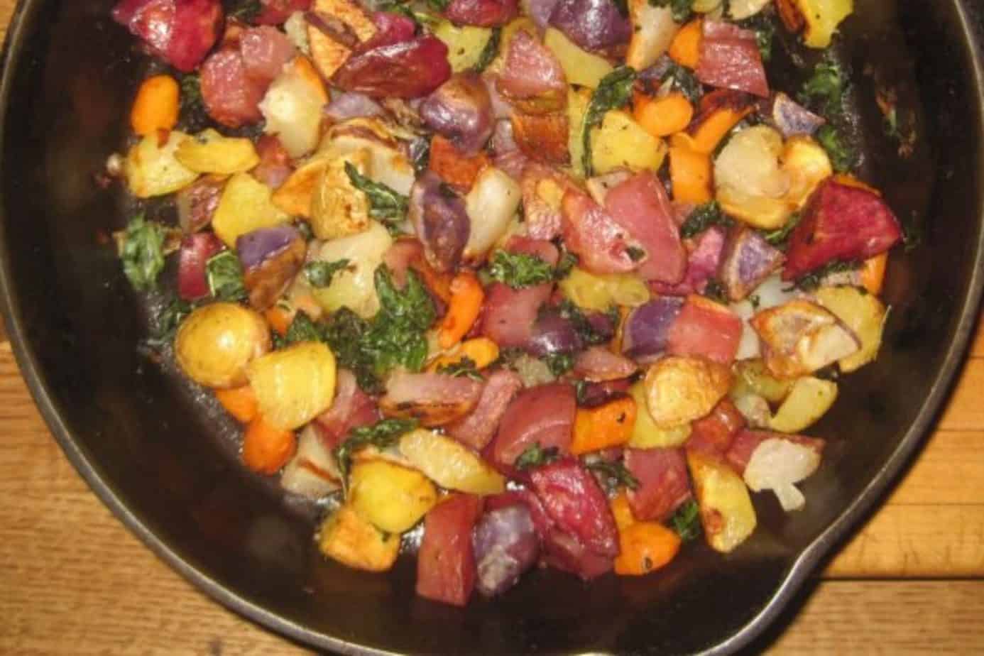 roasted potatoes peppers and kale